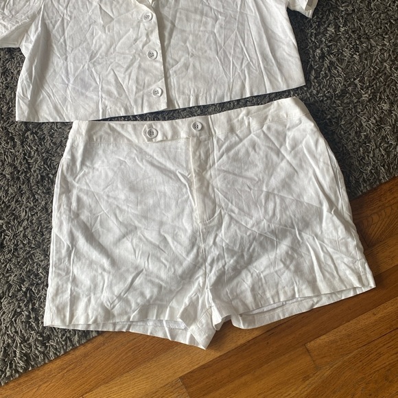 NWOT Princess Polly ADDISON SET White Two Piece Button Down Top and Shorts Sz 12 - Picture 5 of 16